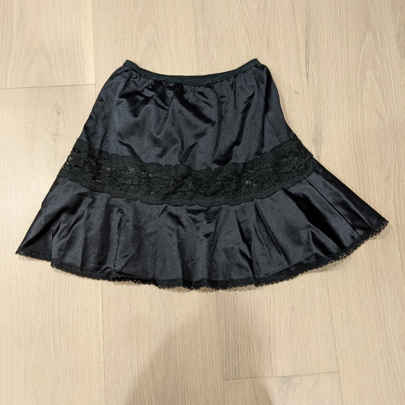 Vintage flirty slip - Picture 2 of 5